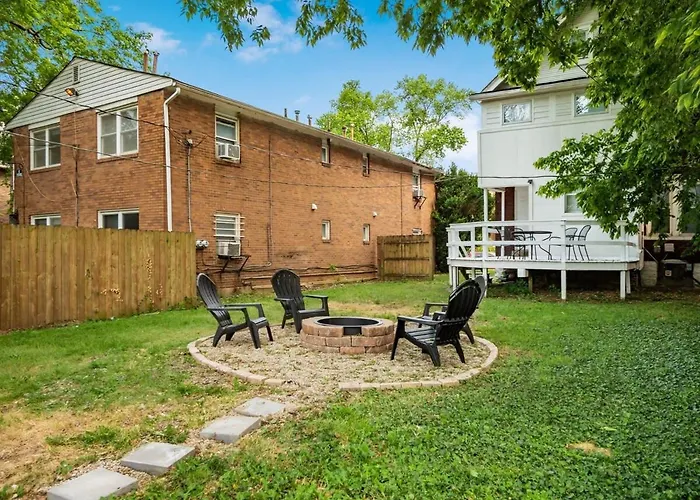 Large 5 Bedroom House Next To Osu, Sleeps 16 * Columbus
